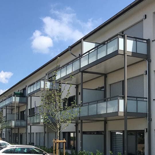 AluOne-Balco Balco Prefab balkons Galerijbeglazing Klimaatgevel Balkonbeglazing Beglazing Balkonsystemen