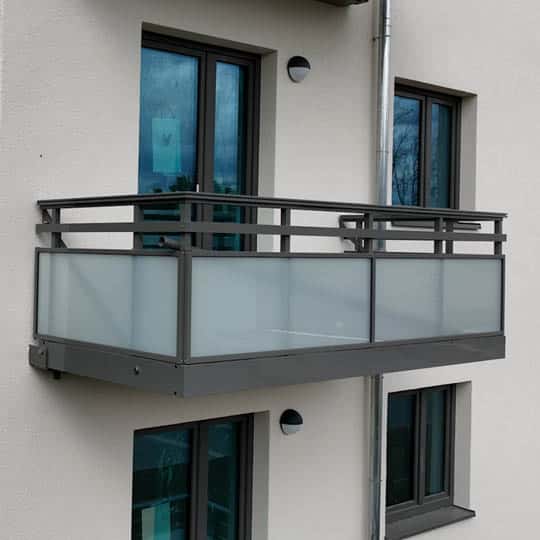 AluTwo Balcony by Balco