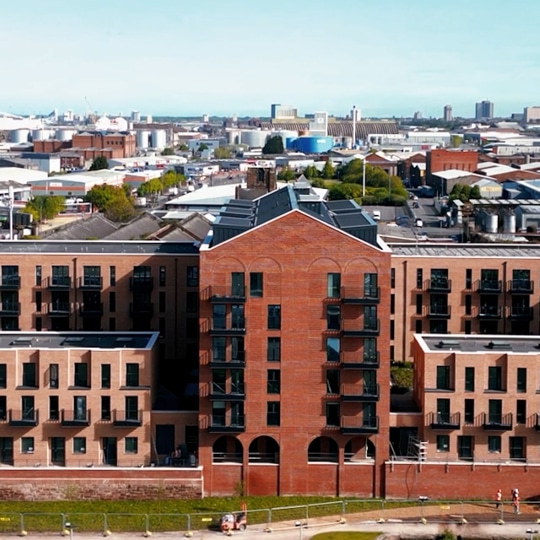 Night-time lifts and teamwork – how Balco kept the Lightbody Street project on track.